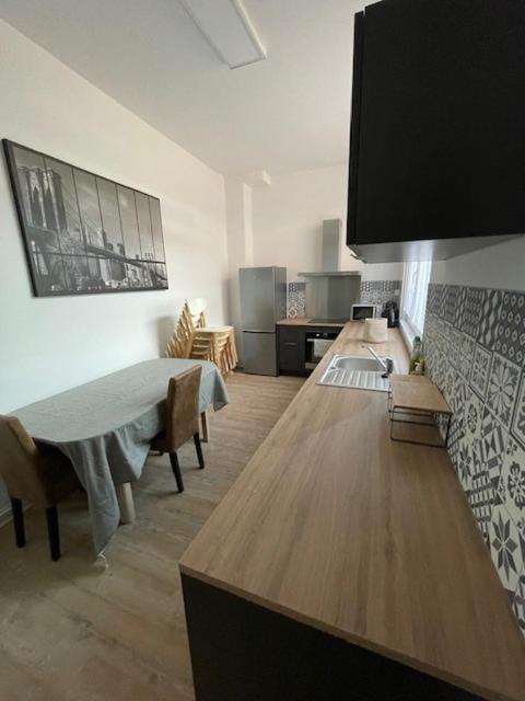 La Leonce, Superbe Appartement Plein Centre Armentières Esterno foto