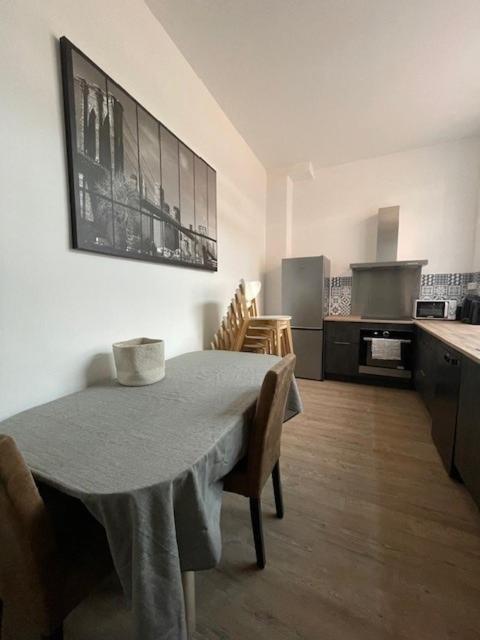 La Leonce, Superbe Appartement Plein Centre Armentières Esterno foto